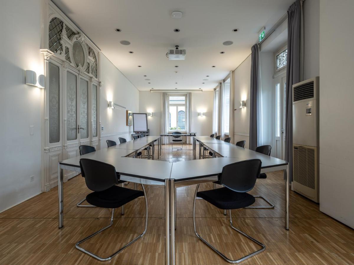 Business Center In Villa เบลลินโซนา ภายนอก รูปภาพ